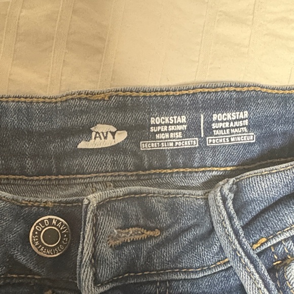 Old Navy Ripped Blue Skinny Jeans - Picture 2 of 4